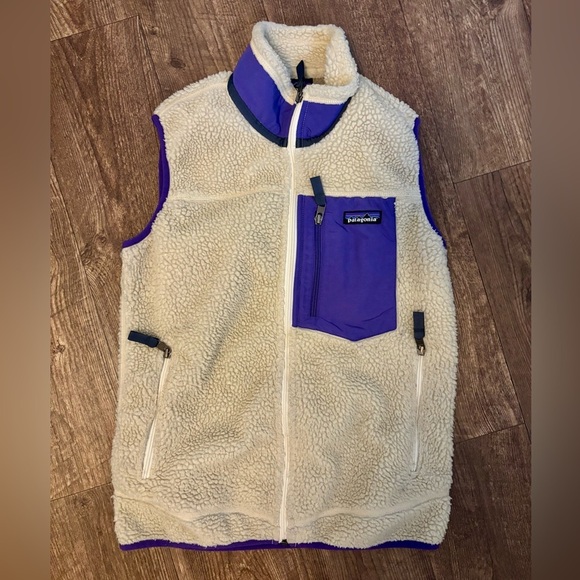 Patagonia Cream and Purple Fleece Vest with High Collar - Picture 1 of 6
